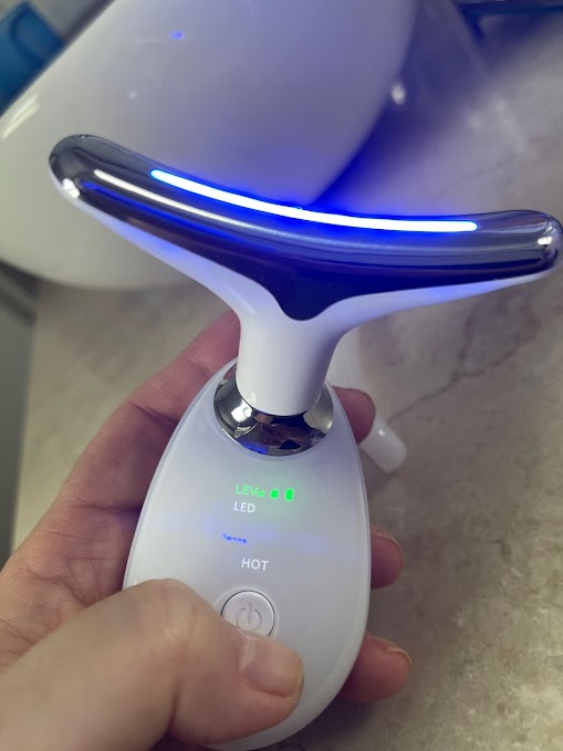 Dispositivo anti-rughe e macchie con LED e Laser